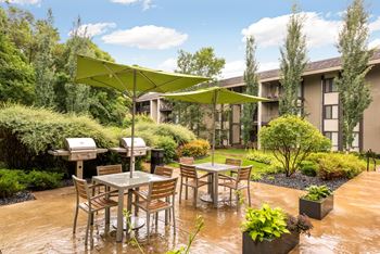 Outdoor kitchen